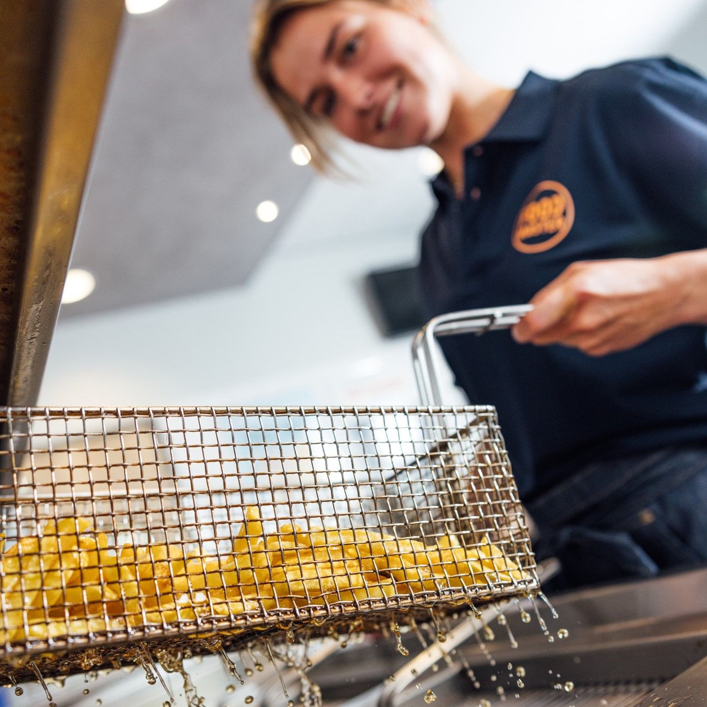 Kom werken in de horeca. Ga aan de slag als allround cafetariamedewerker bij Foodmaster De Parel. Zowel parttime als fulltime functies beschikbaar.